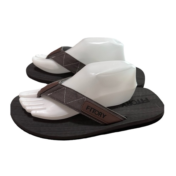 NEW FITORY Men's Flip-Flops Sandals Comfort Slippers for Beach Size 12 Brown - Picture 1 of 4
